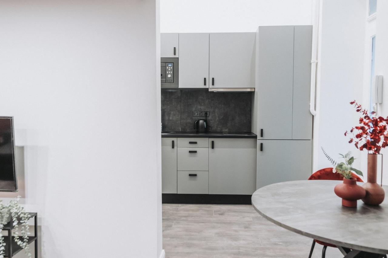 D84- Boutique Apartments, Best Location, By Bqa بودابست المظهر الخارجي الصورة